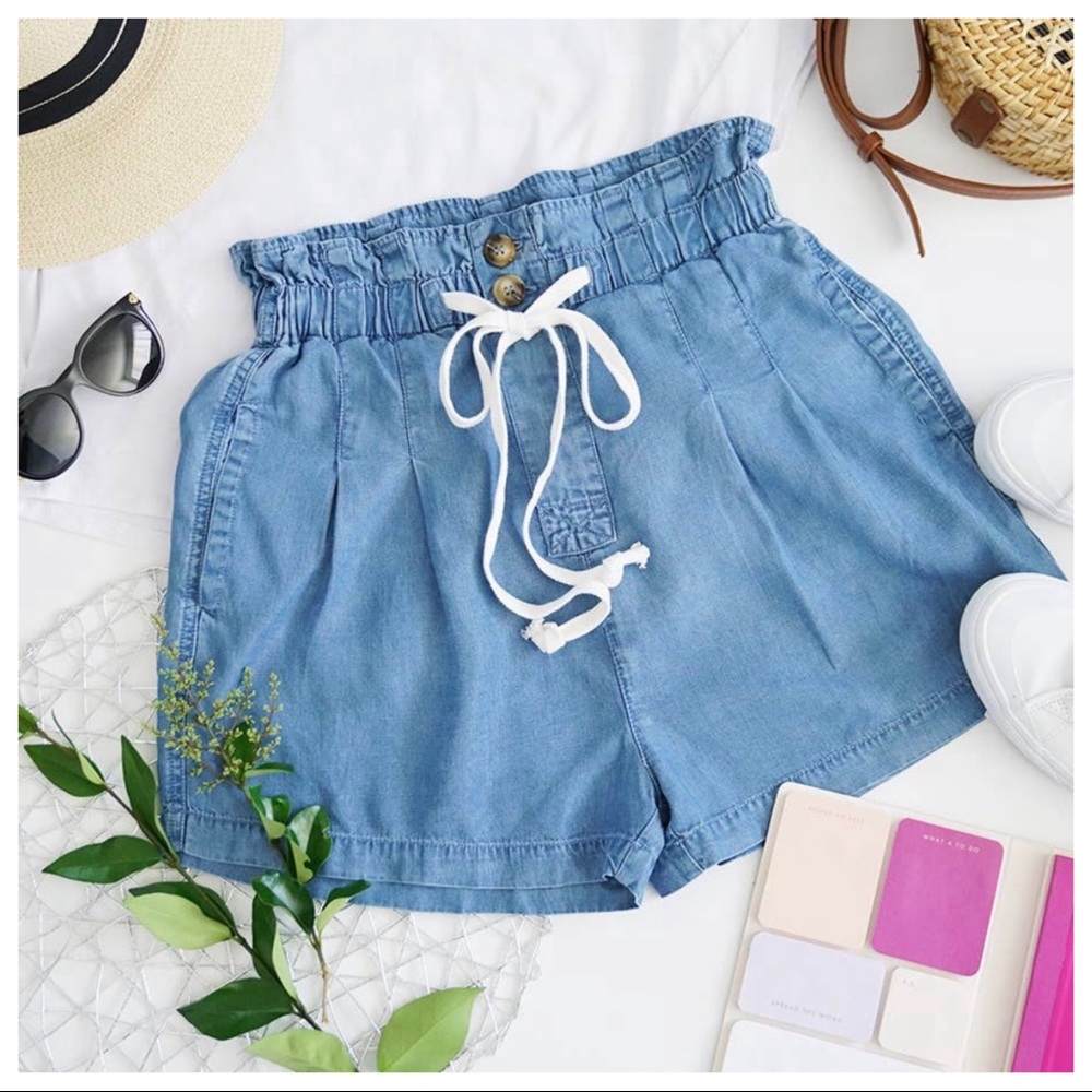 19 Chambray Drawstring Ruffle Waist Jean Shorts - Picture 2 of 4